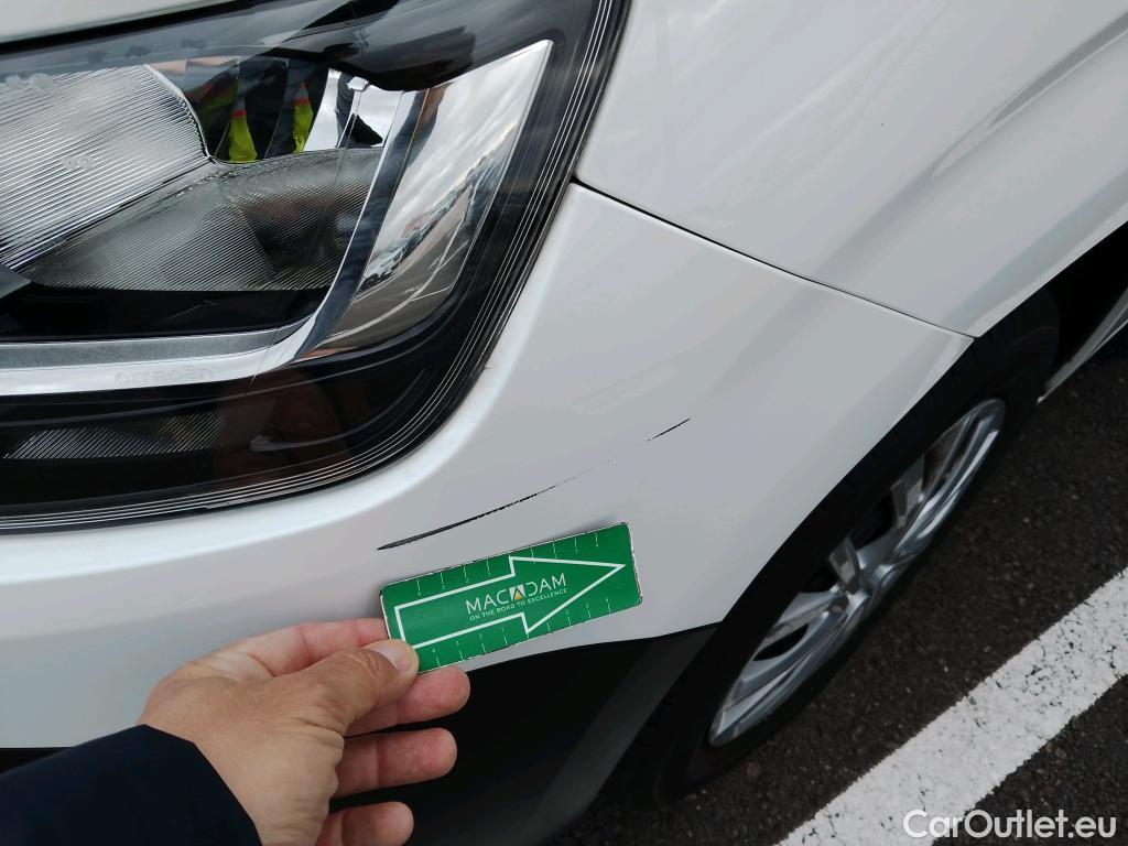  Citroen  Berlingo CITROEN  / 2018 / 4P / combi Talla M BlueHDi 100 S&S LIVE PACK BUSINE #39