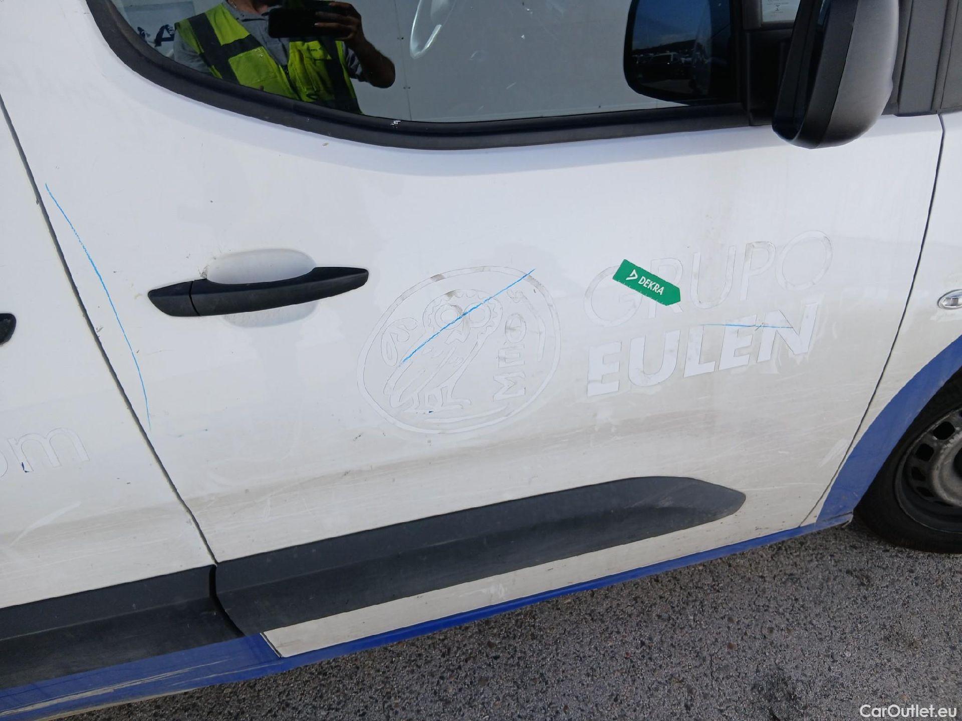  Citroen  Berlingo CITROEN  / 2018 / 3P / furgón derivado de turismo Talla M BlueHDi 100 CONTROL #34