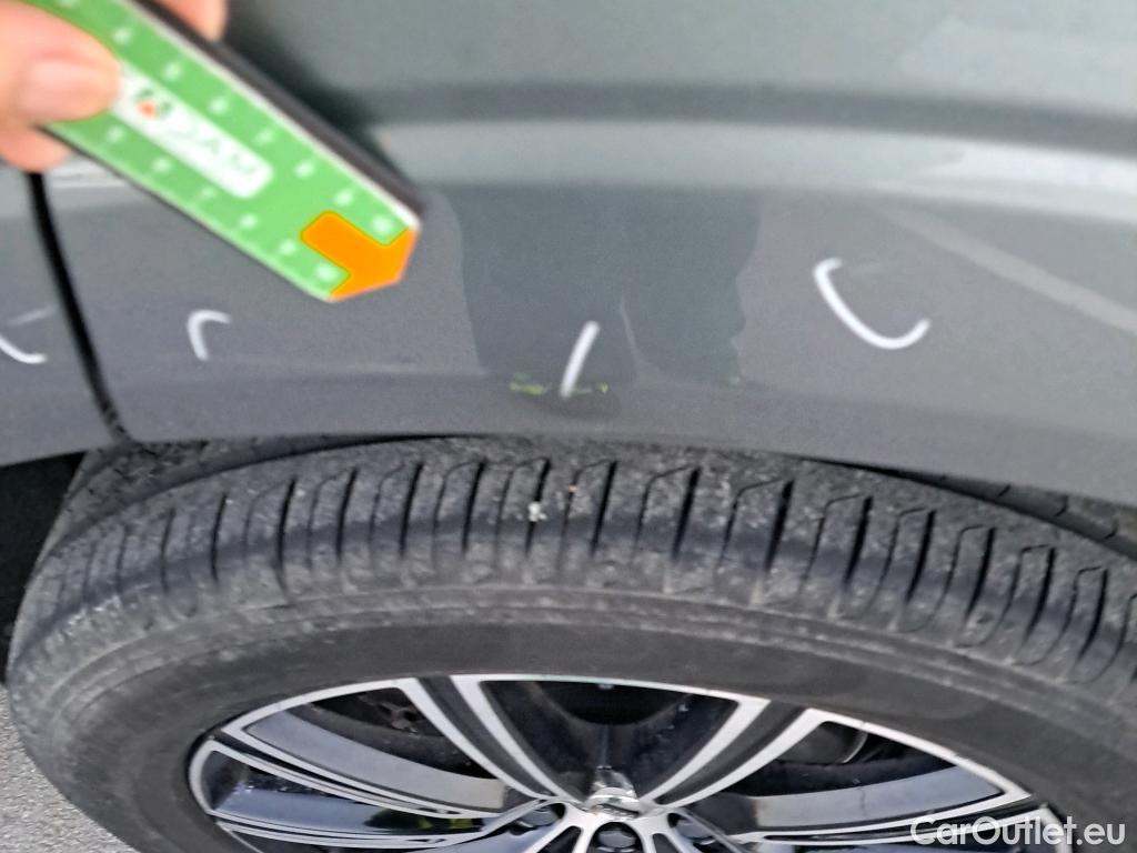  Volvo  XC60 VOLVO  / 2017 / 5P / todoterreno 2.0 T6 AWD Recharge Inscription Auto (AC) #9