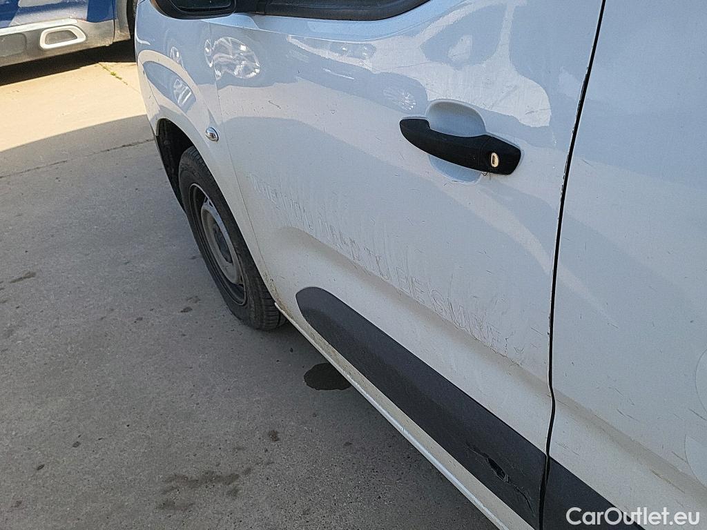  Citroen  Berlingo CITROEN  / 2018 / 3P / furgón derivado de turismo Talla M BlueHDi 100 CONTROL #18