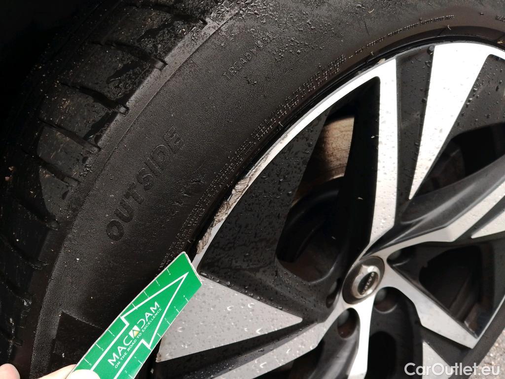  Volvo  XC90 VOLVO  / 2019 / 5P / todoterreno 2.0 T8 AWD R-Design Auto #8