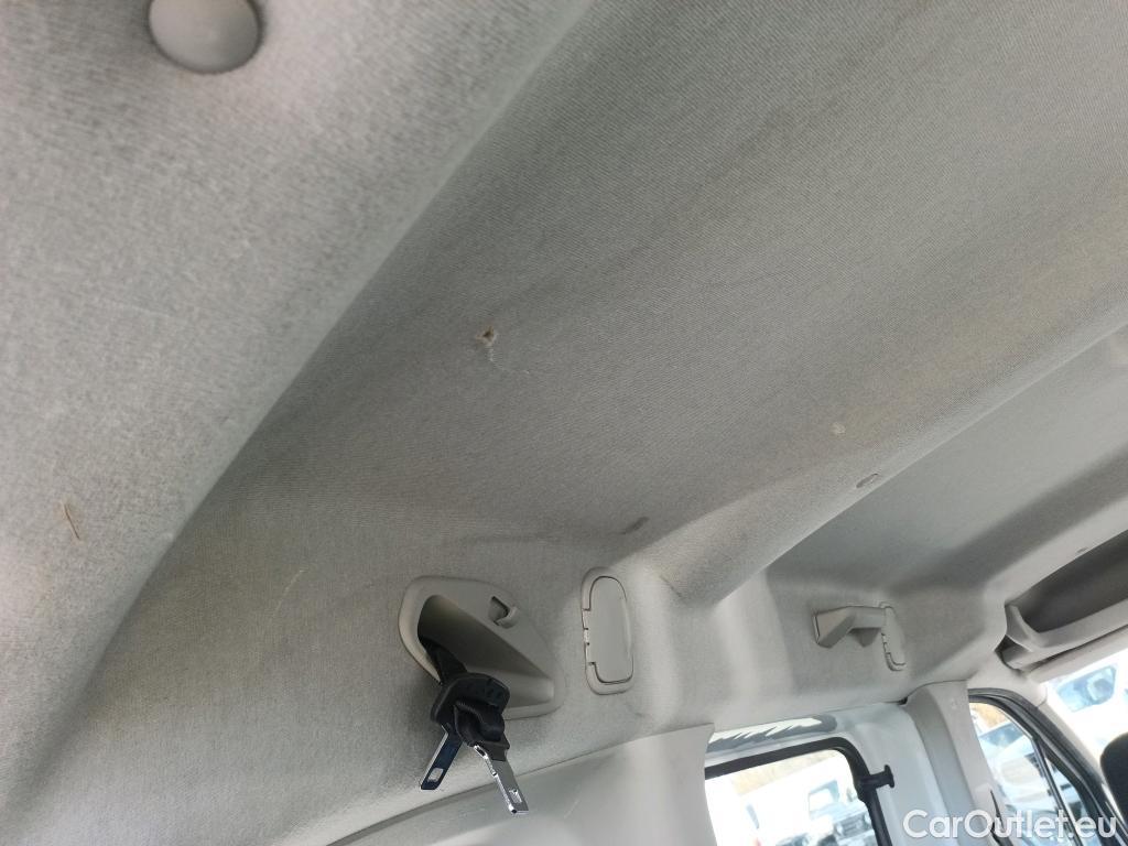  Citroen  Berlingo CITROEN  / 2015 / 4P / combi Talla M BlueHDi 100 S&S LIVE (IND) #11