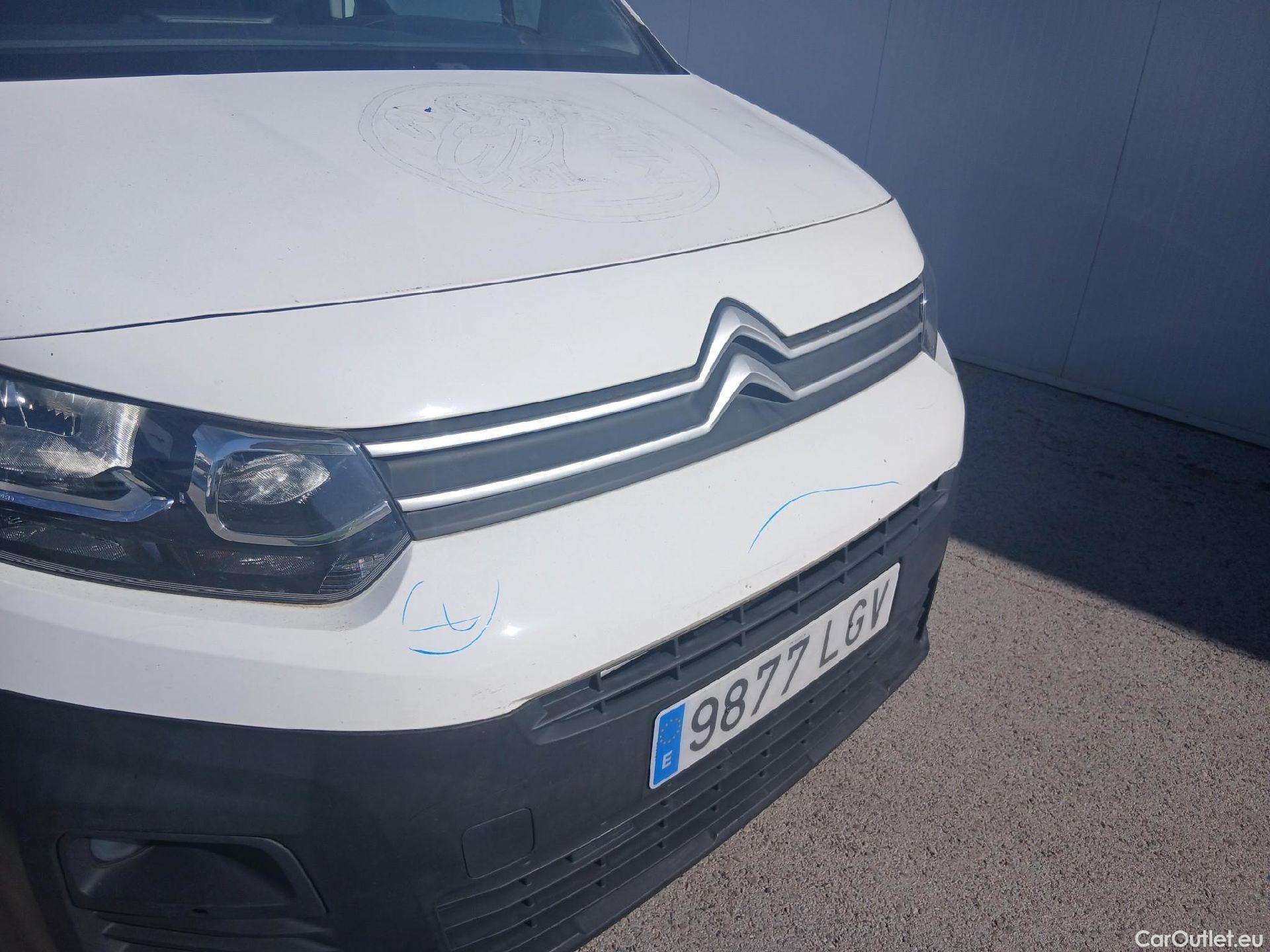  Citroen  Berlingo CITROEN  / 2018 / 4P / furgón derivado de turismo Talla XL BlueHDi 100 CLUB #14