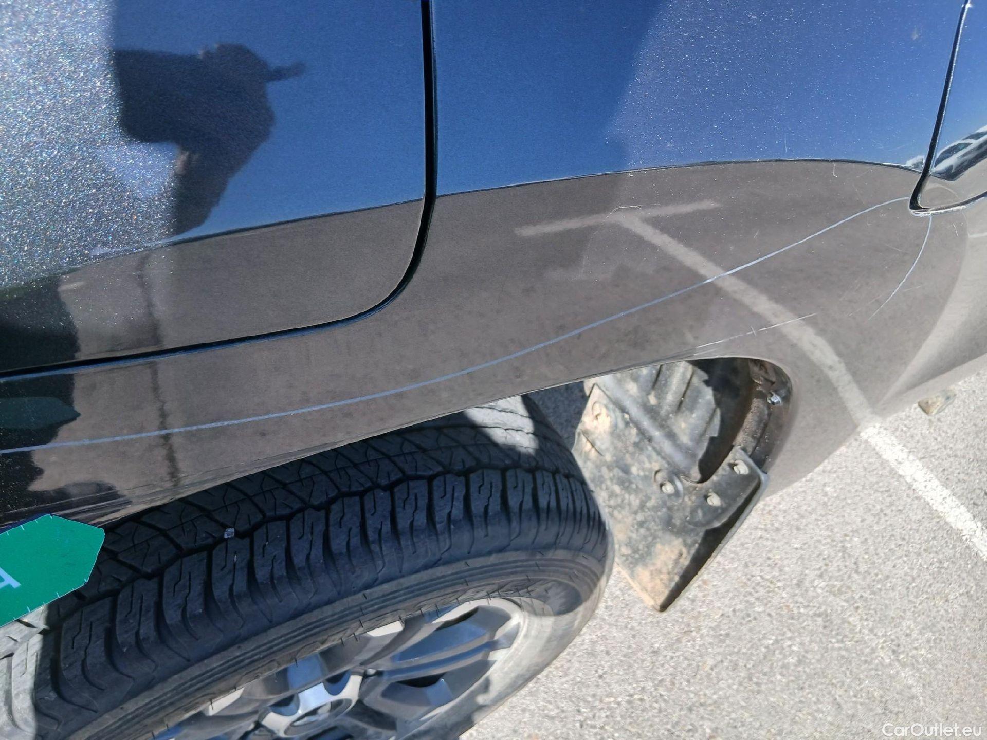  Mitsubishi  L200 MITSUBISHI  / 2019 / 4P / pickup doble cabina D/C 220 DI-D Motion Auto #34