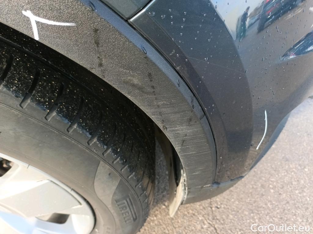  Volvo  XC 40 VOLVO XC40 / 2017 / 5P / todoterreno 2.0 D3 Momentum Auto #21