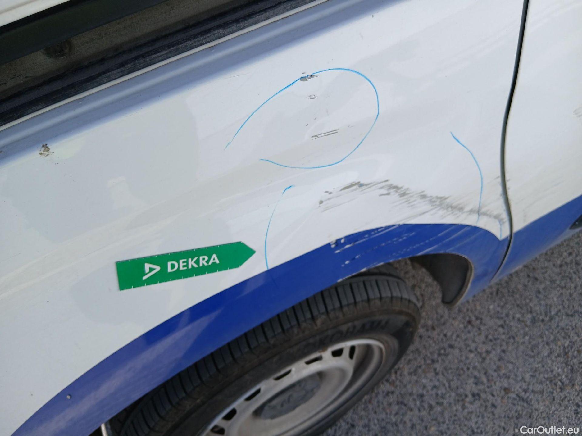  Citroen  Berlingo CITROEN  / 2018 / 3P / furgón derivado de turismo Talla M BlueHDi 100 CONTROL #28