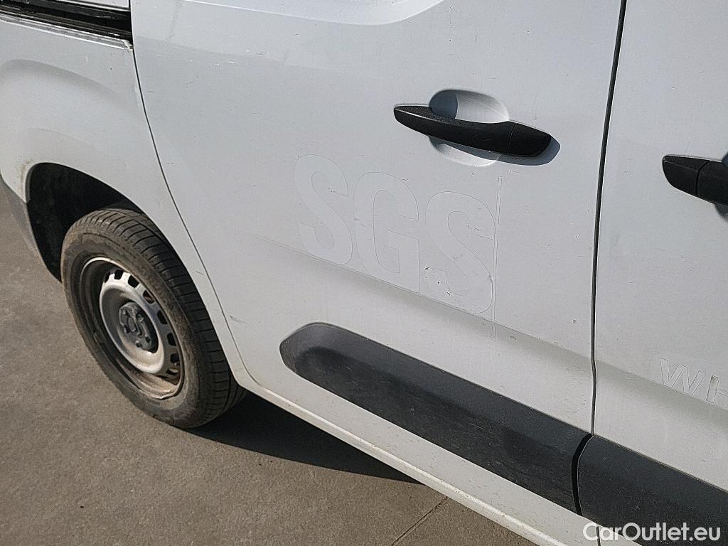  Citroen  Berlingo CITROEN  / 2018 / 3P / furgón derivado de turismo Talla M BlueHDi 100 CONTROL #16