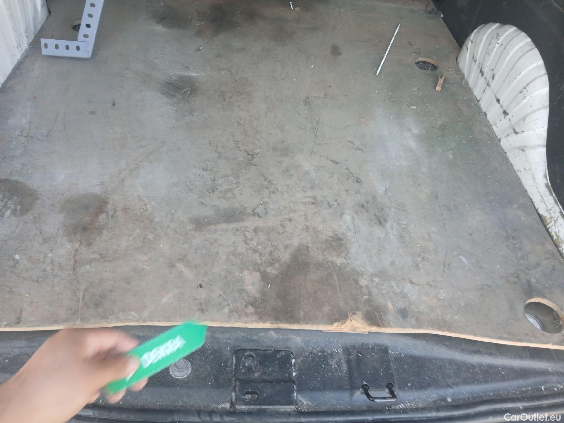  Citroen  Berlingo CITROEN  / 2018 / 4P / furgón derivado de turismo Talla XL BlueHDi 100 CLUB #3