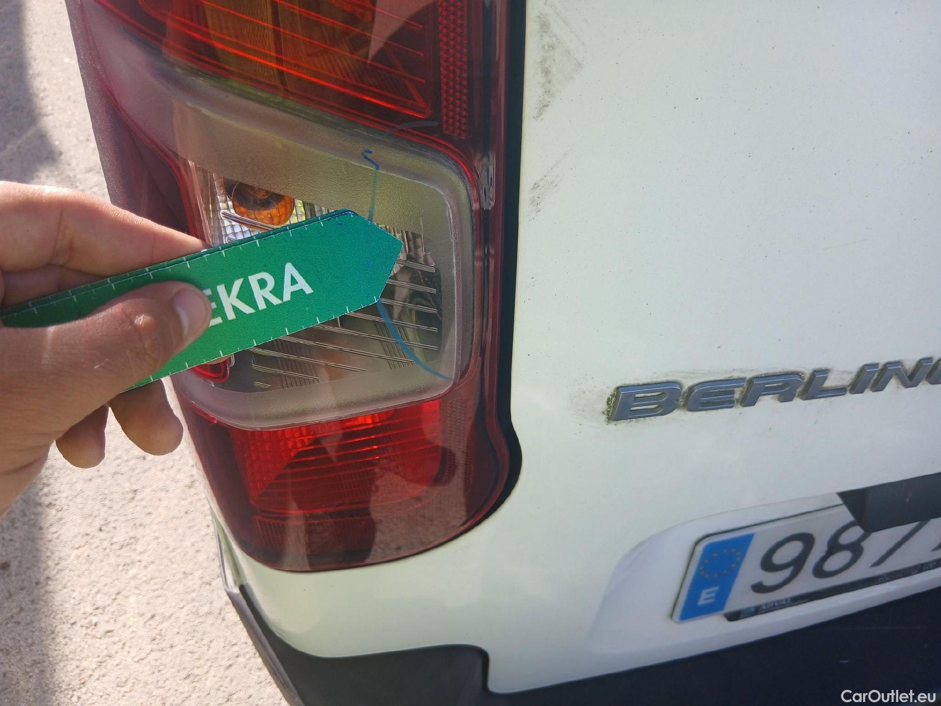  Citroen  Berlingo CITROEN  / 2018 / 4P / furgón derivado de turismo Talla XL BlueHDi 100 CLUB #34