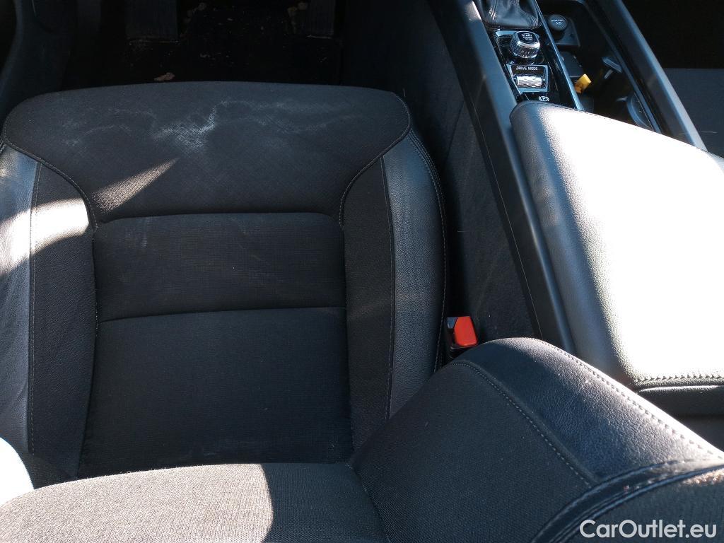  Volvo  XC60 VOLVO  / 2017 / 5P / todoterreno 2.0 D4 Momentum Auto #18