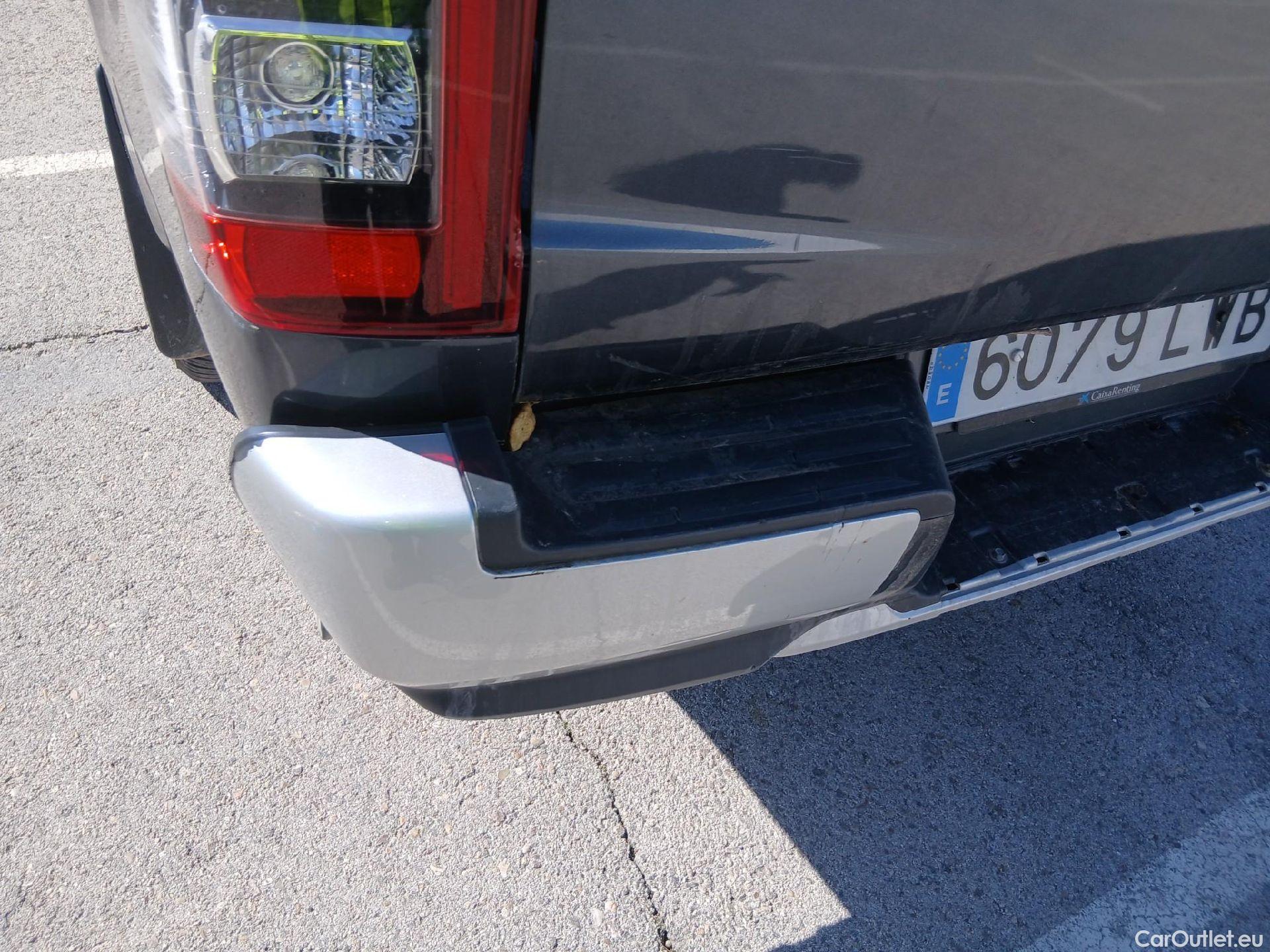  Mitsubishi  L200 MITSUBISHI  / 2019 / 4P / pickup doble cabina D/C 220 DI-D Motion Auto #42