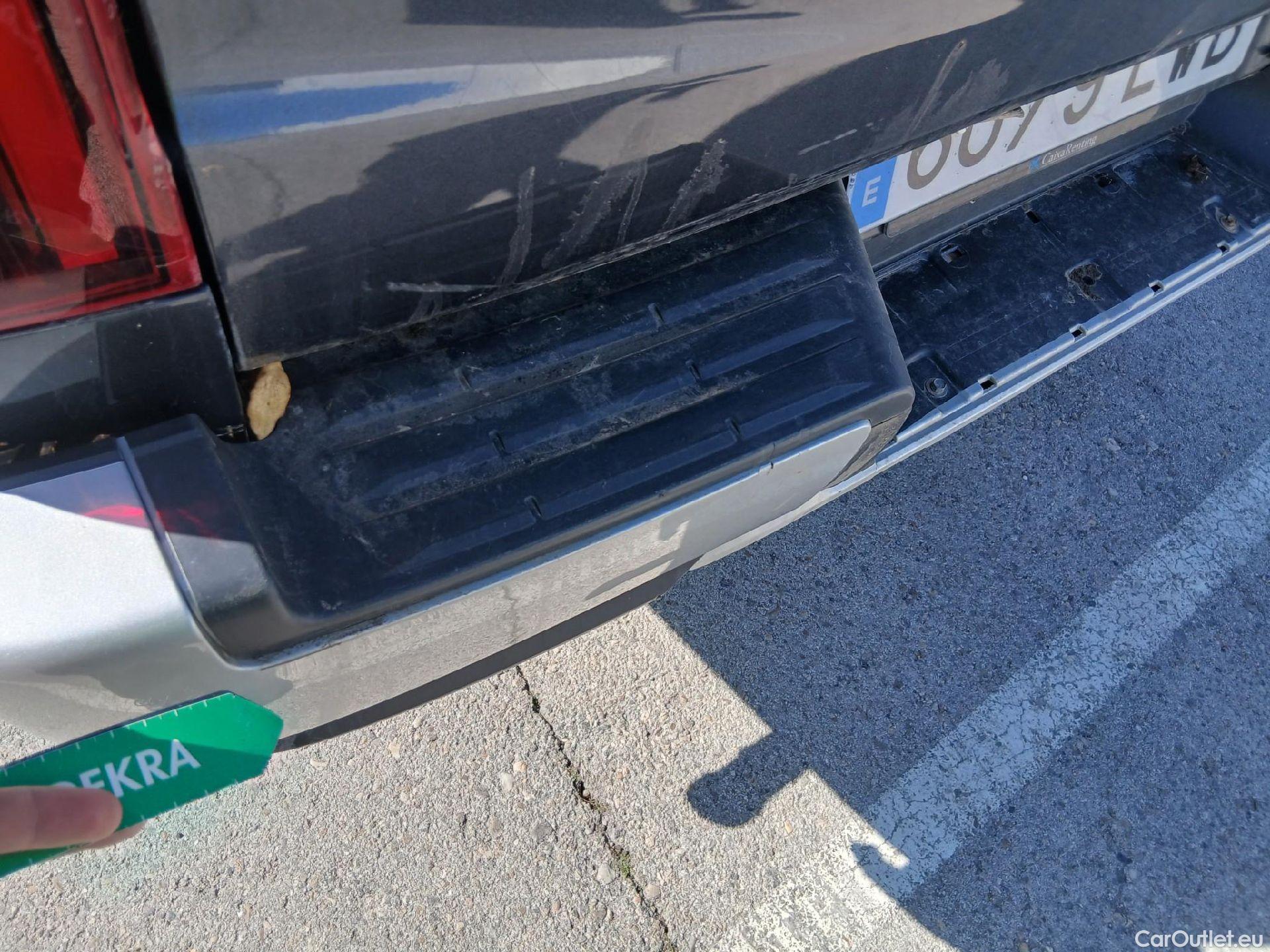  Mitsubishi  L200 MITSUBISHI  / 2019 / 4P / pickup doble cabina D/C 220 DI-D Motion Auto #41