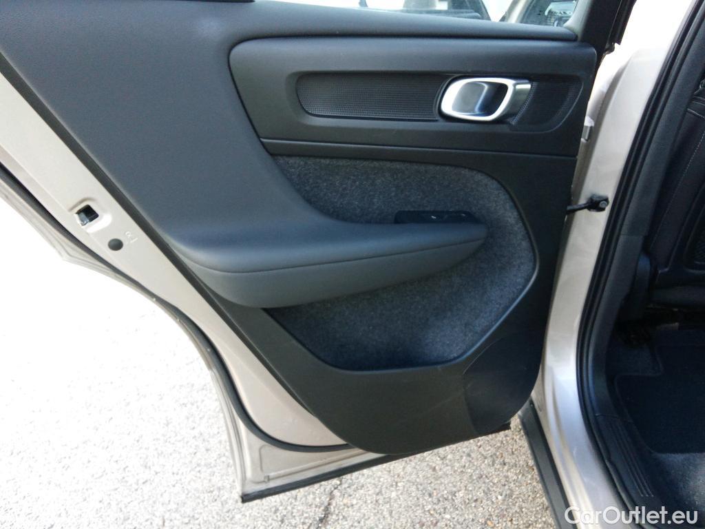  Volvo  XC 40 XC40 Core 2WD 2.0 165CV AT7 E6d #17