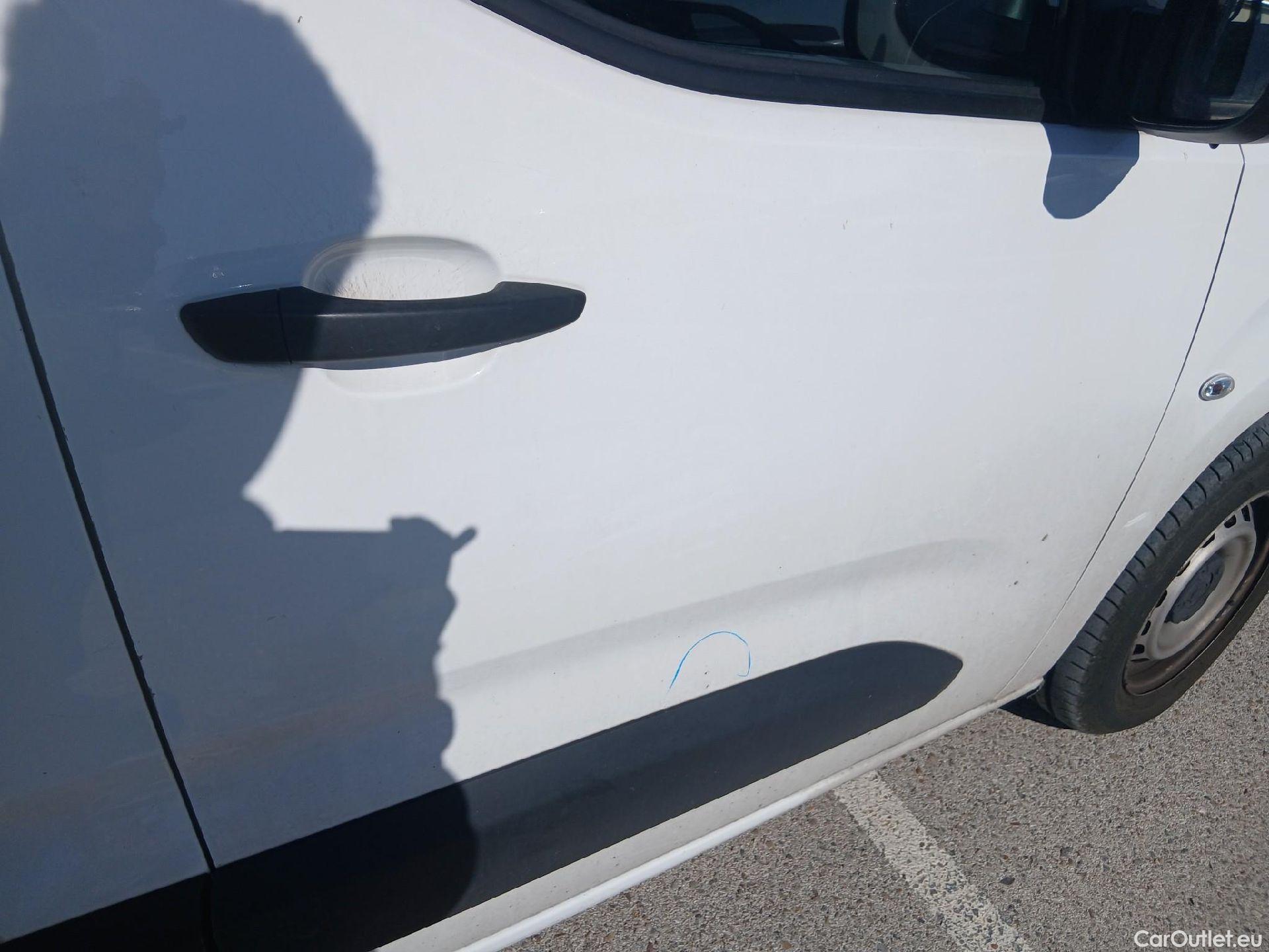  Opel  Combo OPEL  / 2018 / 3P / furgón derivado de turismo 1.5 TD 75kW (100CV) Express L H1 650kg (AC) #31