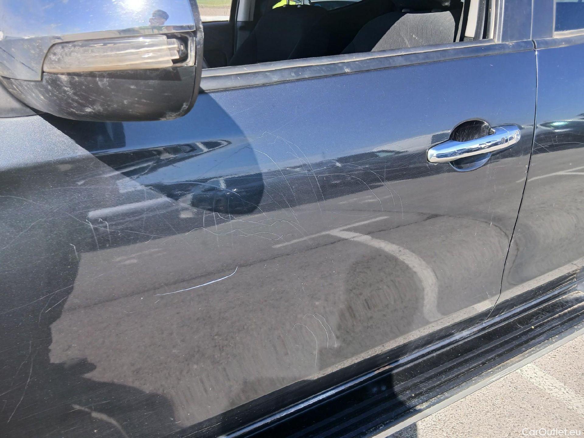  Mitsubishi  L200 MITSUBISHI  / 2019 / 4P / pickup doble cabina D/C 220 DI-D Motion Auto #28