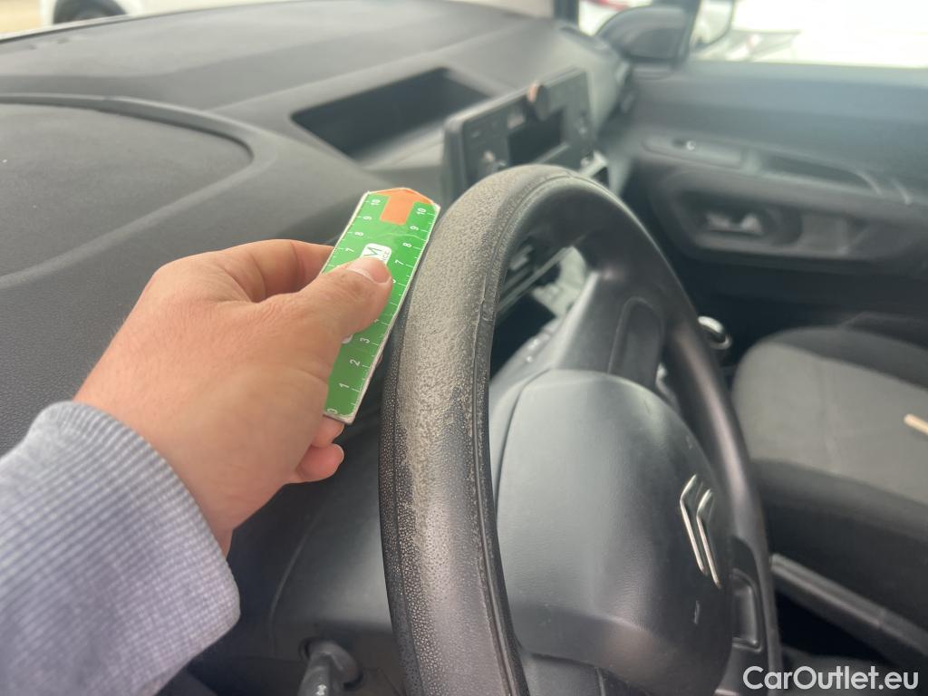  Citroen  Berlingo CITROEN  / 2018 / 3P / furgón derivado de turismo Talla M BlueHDi 100 CONTROL #28