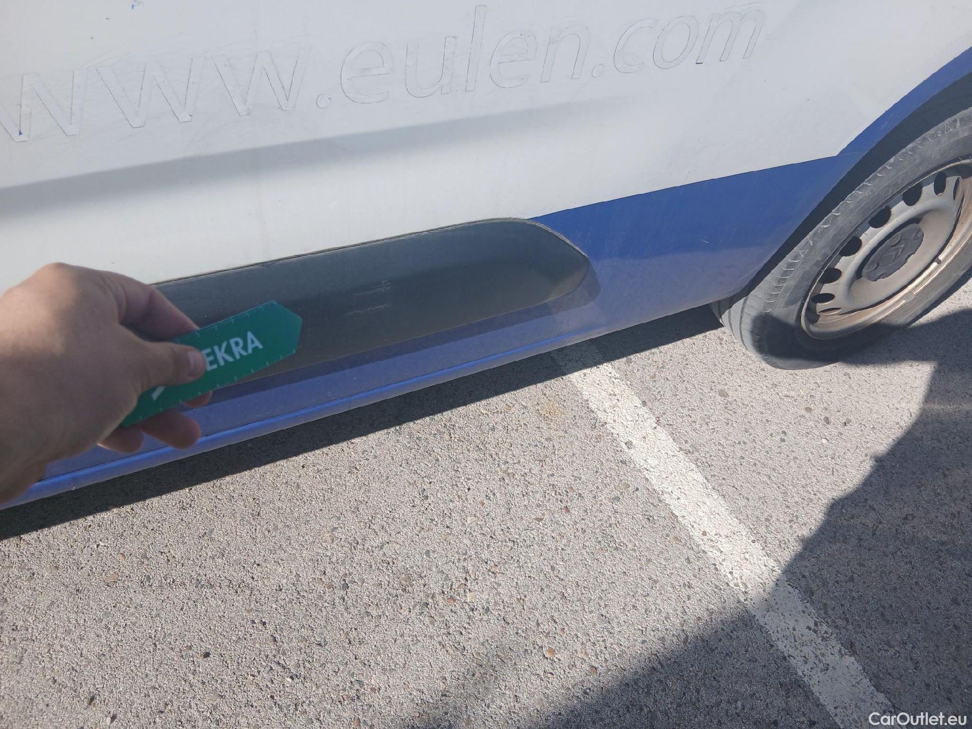  Citroen  Berlingo CITROEN  / 2018 / 4P / furgón derivado de turismo Talla XL BlueHDi 100 CLUB #28