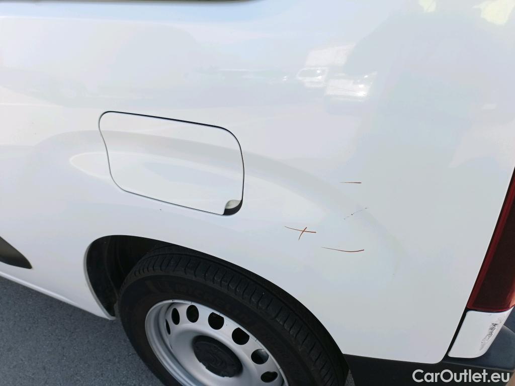  Citroen  Berlingo CITROEN  / 2015 / 4P / combi Talla M BlueHDi 100 S&S LIVE (IND) #5