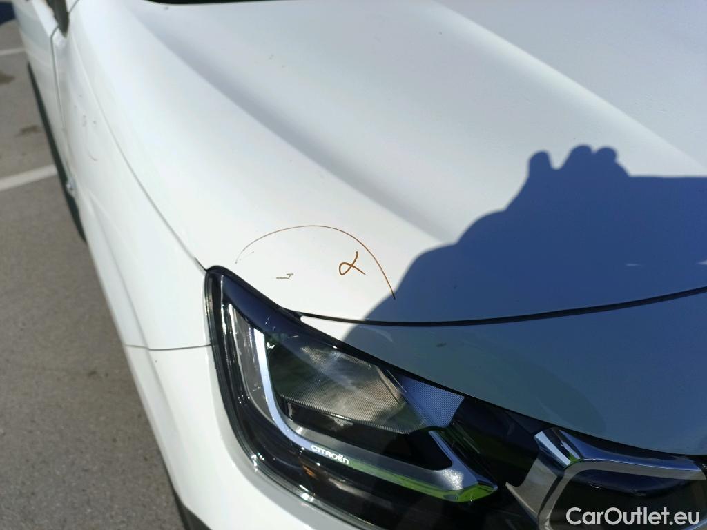  Citroen  Berlingo CITROEN  / 2015 / 4P / combi Talla M BlueHDi 100 S&S LIVE (IND) #21