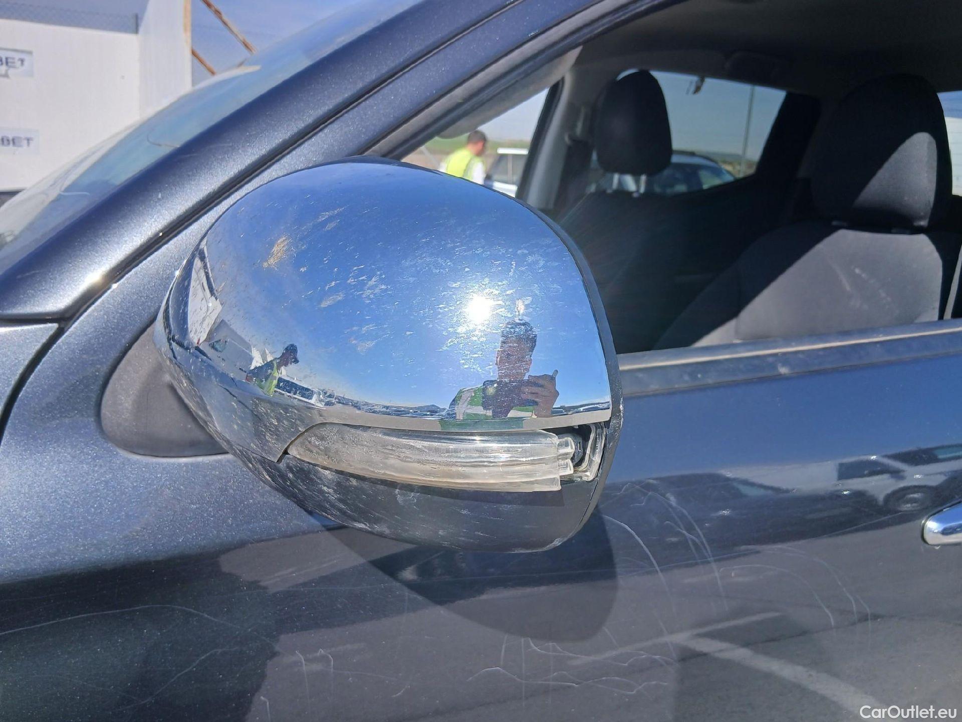  Mitsubishi  L200 MITSUBISHI  / 2019 / 4P / pickup doble cabina D/C 220 DI-D Motion Auto #24