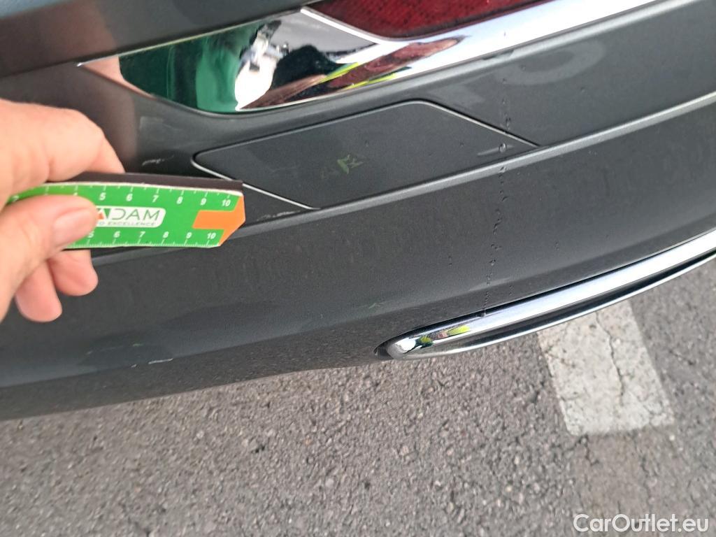  Volvo  XC60 VOLVO  / 2017 / 5P / todoterreno 2.0 T6 AWD Recharge Inscription Auto (AC) #3