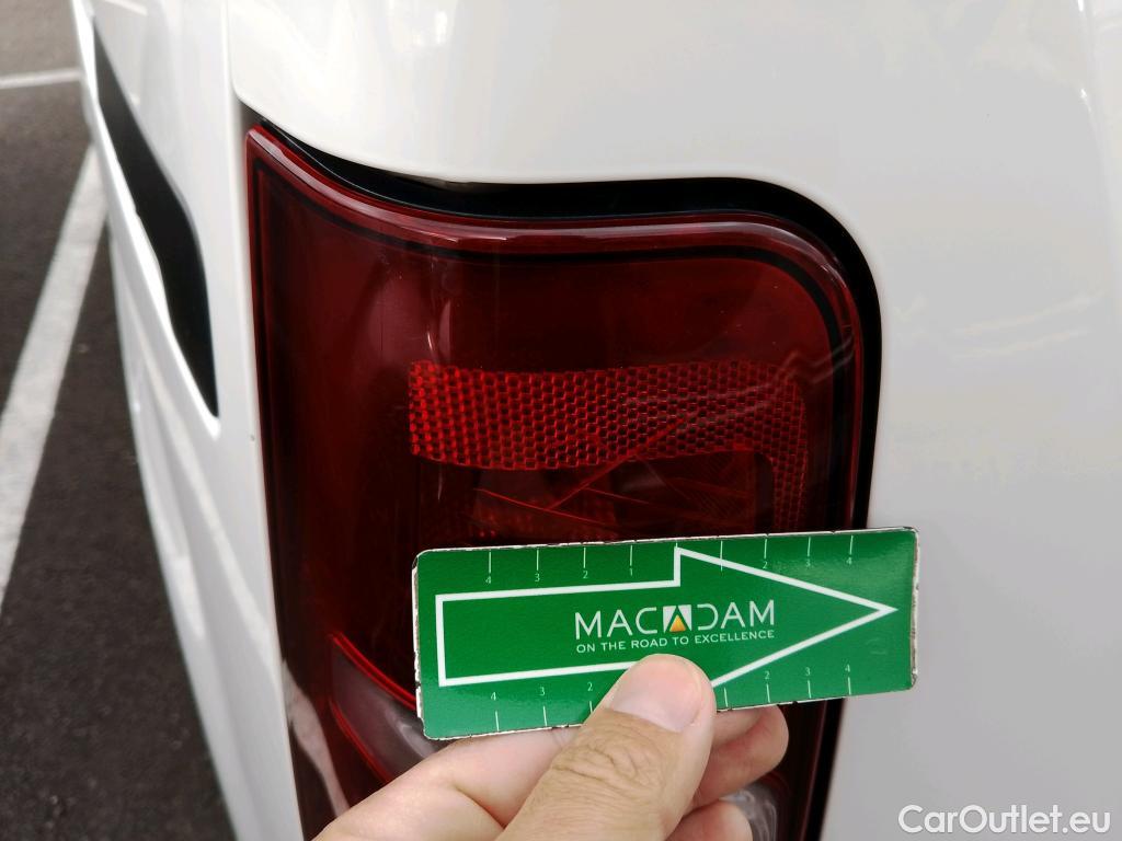  Citroen  Berlingo CITROEN  / 2018 / 4P / combi Talla M BlueHDi 100 S&S LIVE PACK BUSINE #9