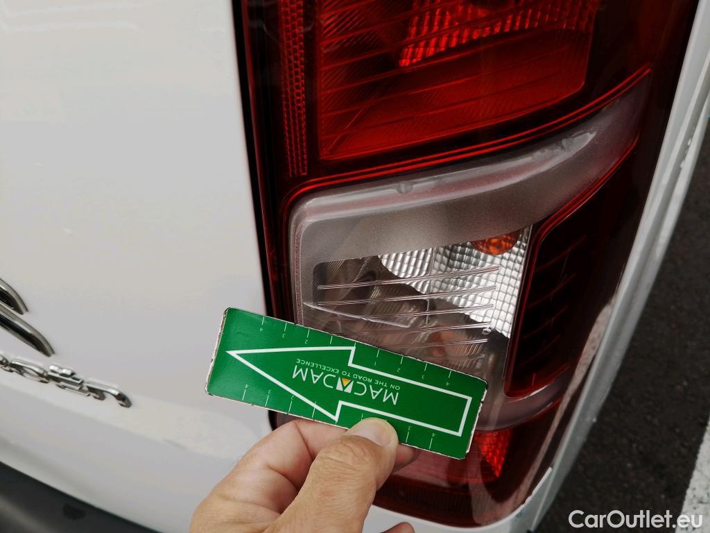  Citroen  Berlingo CITROEN  / 2018 / 4P / combi Talla M BlueHDi 100 S&S LIVE PACK BUSINE #11