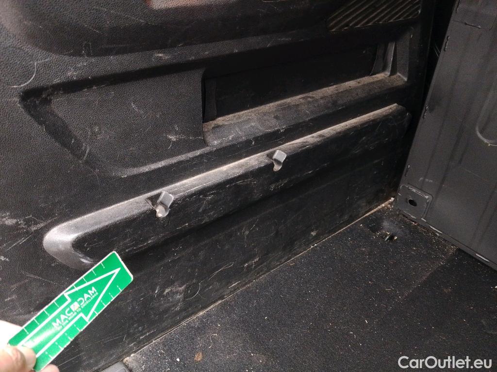  Citroen  Berlingo CITROEN  / 2018 / 4P / combi Talla M BlueHDi 100 S&S LIVE PACK BUSINE #37