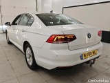  Volkswagen  Passat Volkswagen  1.5 TSI 7-DSG Business 4d #8