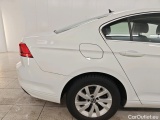  Volkswagen  Passat Volkswagen  1.5 TSI 7-DSG Business 4d #17