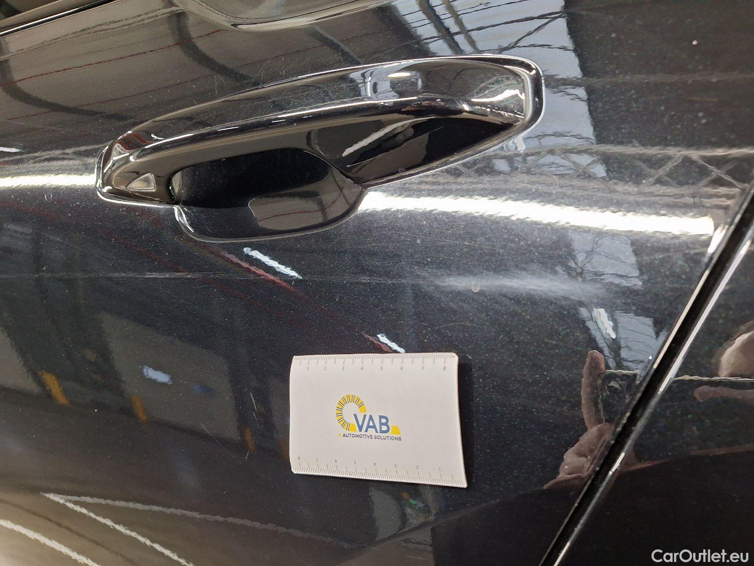  Volvo  XC 40 Volvo, XC40 '17 PHEV, Volvo XC40 T4 Recharge Geartronic R-Design 5d #22