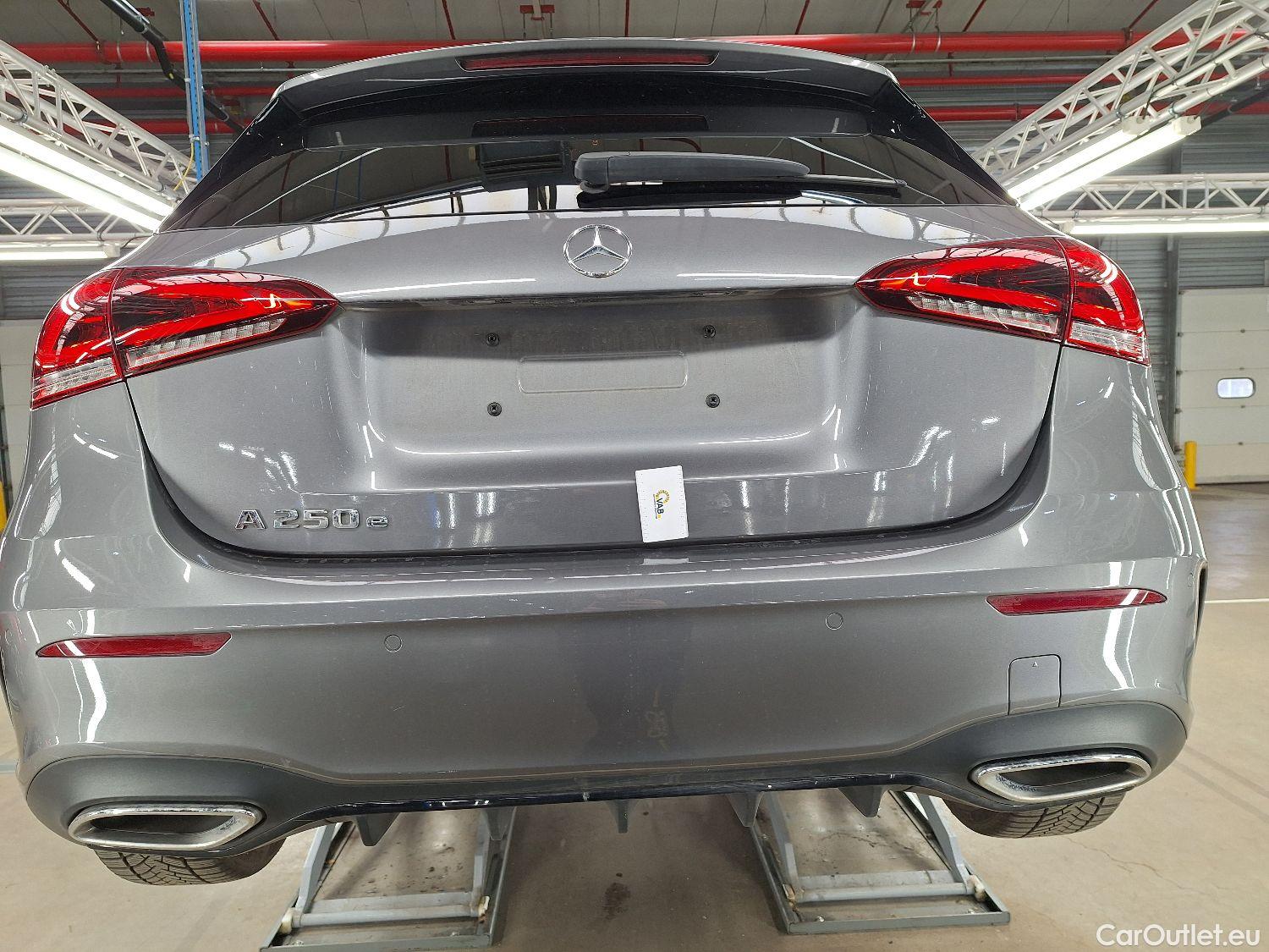  Mercedes  A-Klasse Mercedes, A-Class '18 PHEV, Mercedes-Benz  A 250 e Business Solution 5 #19