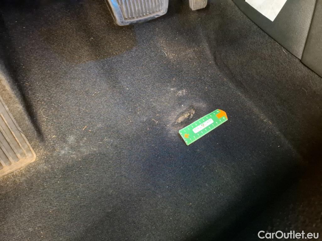  Hyundai  Konna HYUNDAI Kona / 2020 / 5P / SUV 1.6 HYBRID 141 EXECUTIVE HEV #18