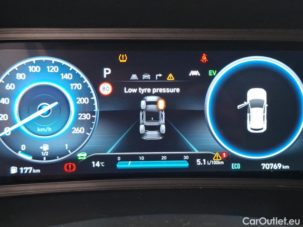  Hyundai  Konna HYUNDAI Kona / 2020 / 5P / SUV 1.6 HYBRID 141 EXECUTIVE HEV #26