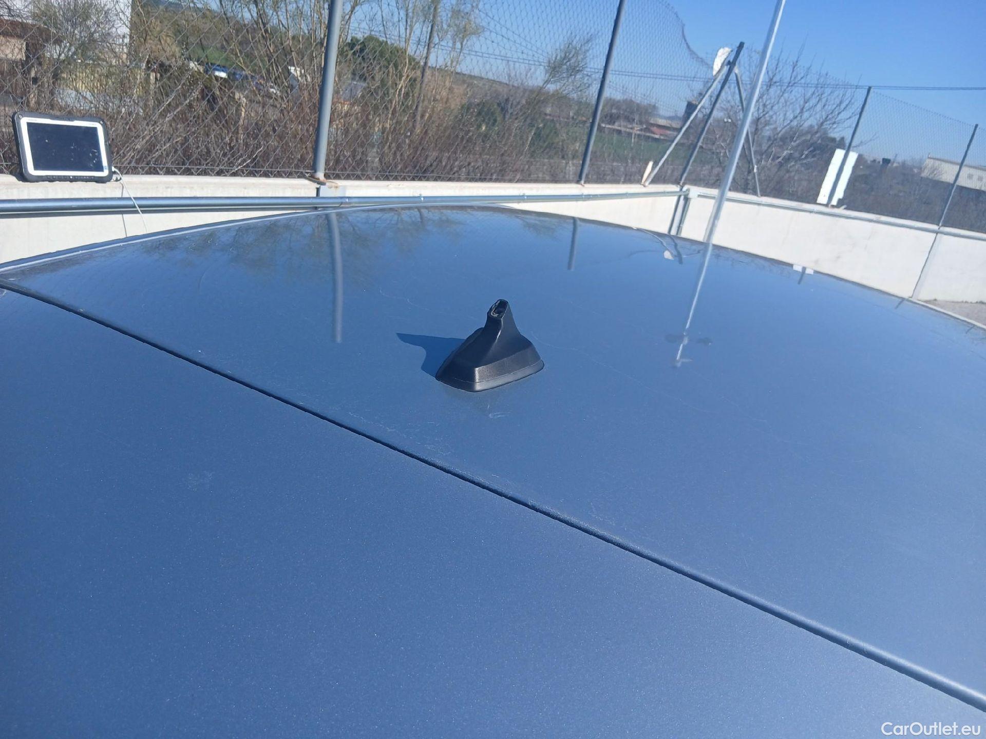  Renault  Megane RENAULT Mégane / 2020 / 5P / berlina con portón Equilibre Blue dCi 85 kW (115CV)-SS #21