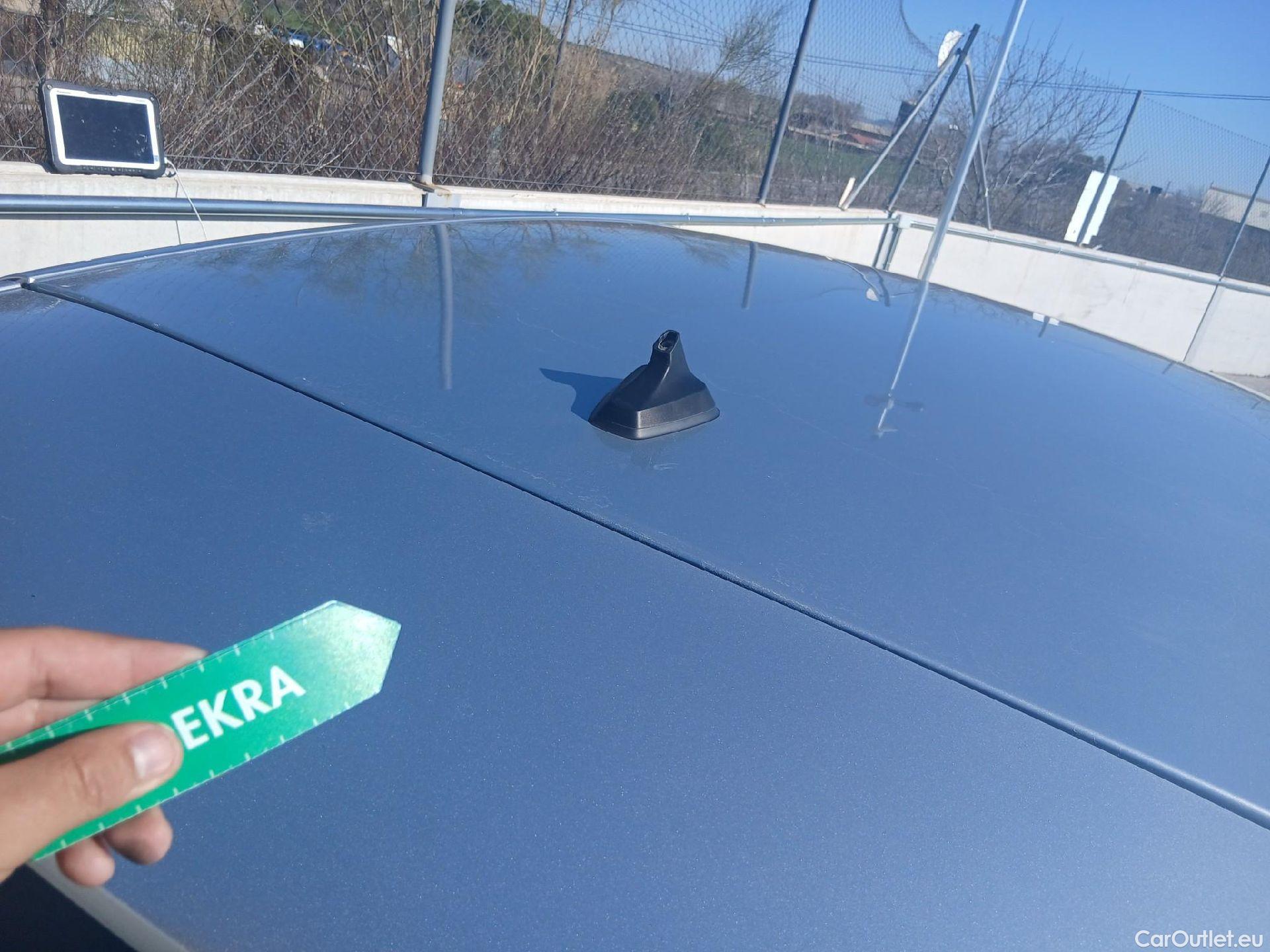  Renault  Megane RENAULT Mégane / 2020 / 5P / berlina con portón Equilibre Blue dCi 85 kW (115CV)-SS #22