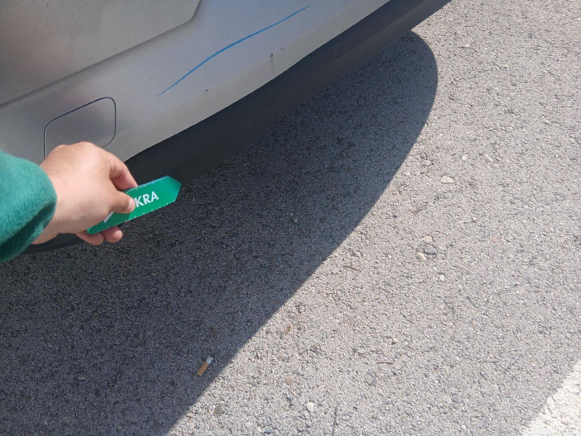  Renault  Megane RENAULT Mégane / 2020 / 5P / berlina con portón Equilibre Blue dCi 85 kW (115CV)-SS #17