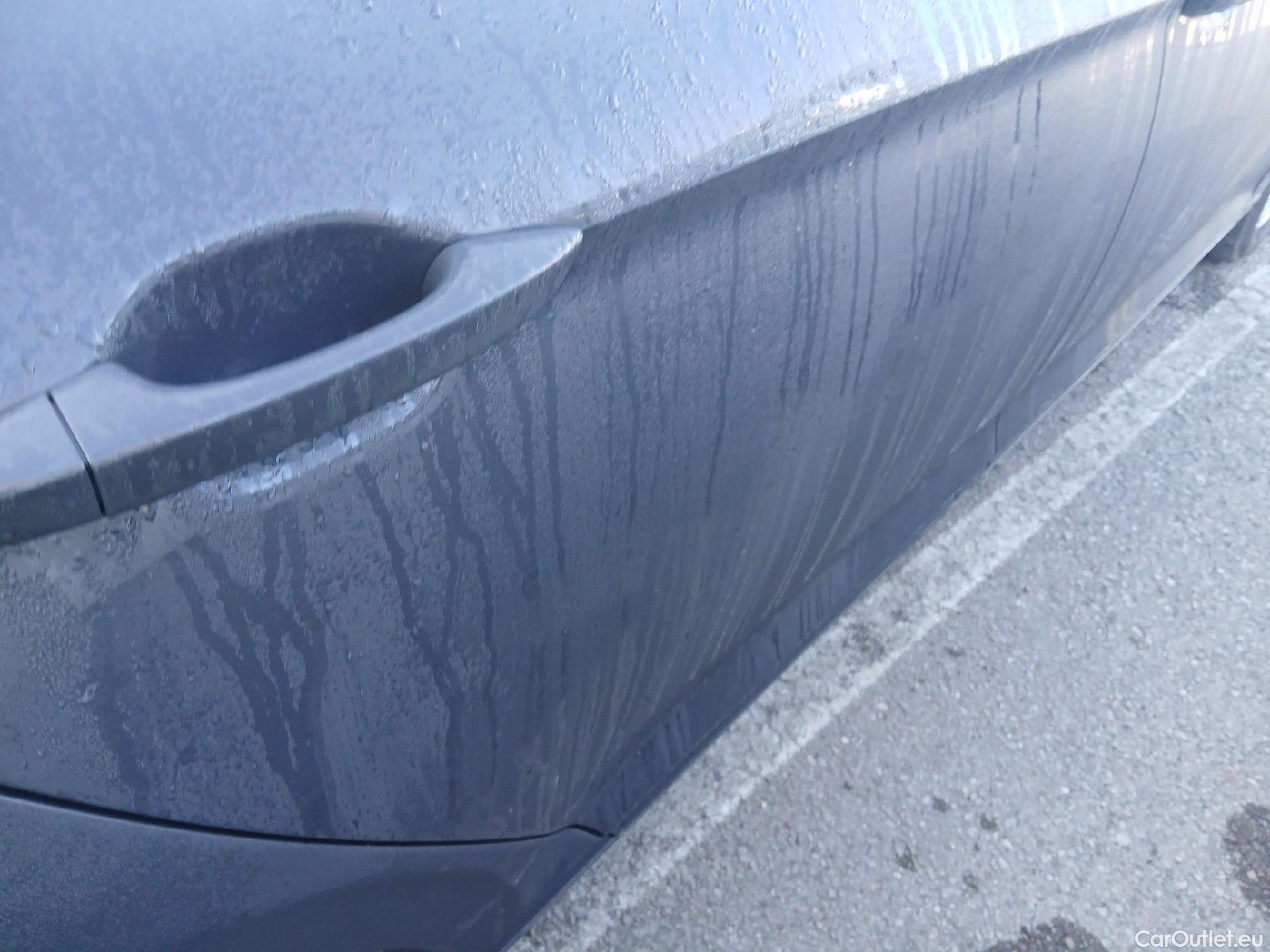  Volkswagen  Passat VOLKSWAGEN  / 2014 / 4P / sedán Advance 2.0 TDI 110kW (150CV) #16