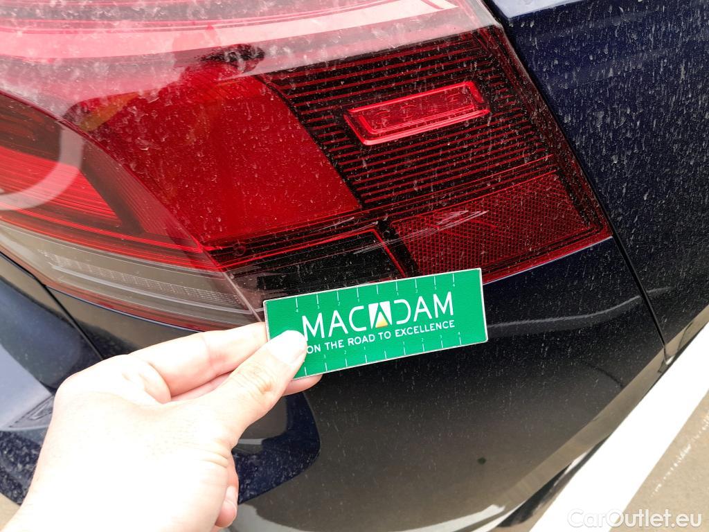  Volkswagen  Golf  VOLKSWAGEN / 2020 / 5P / berlina con portón 2.0 TDI 85kW (115CV) #33