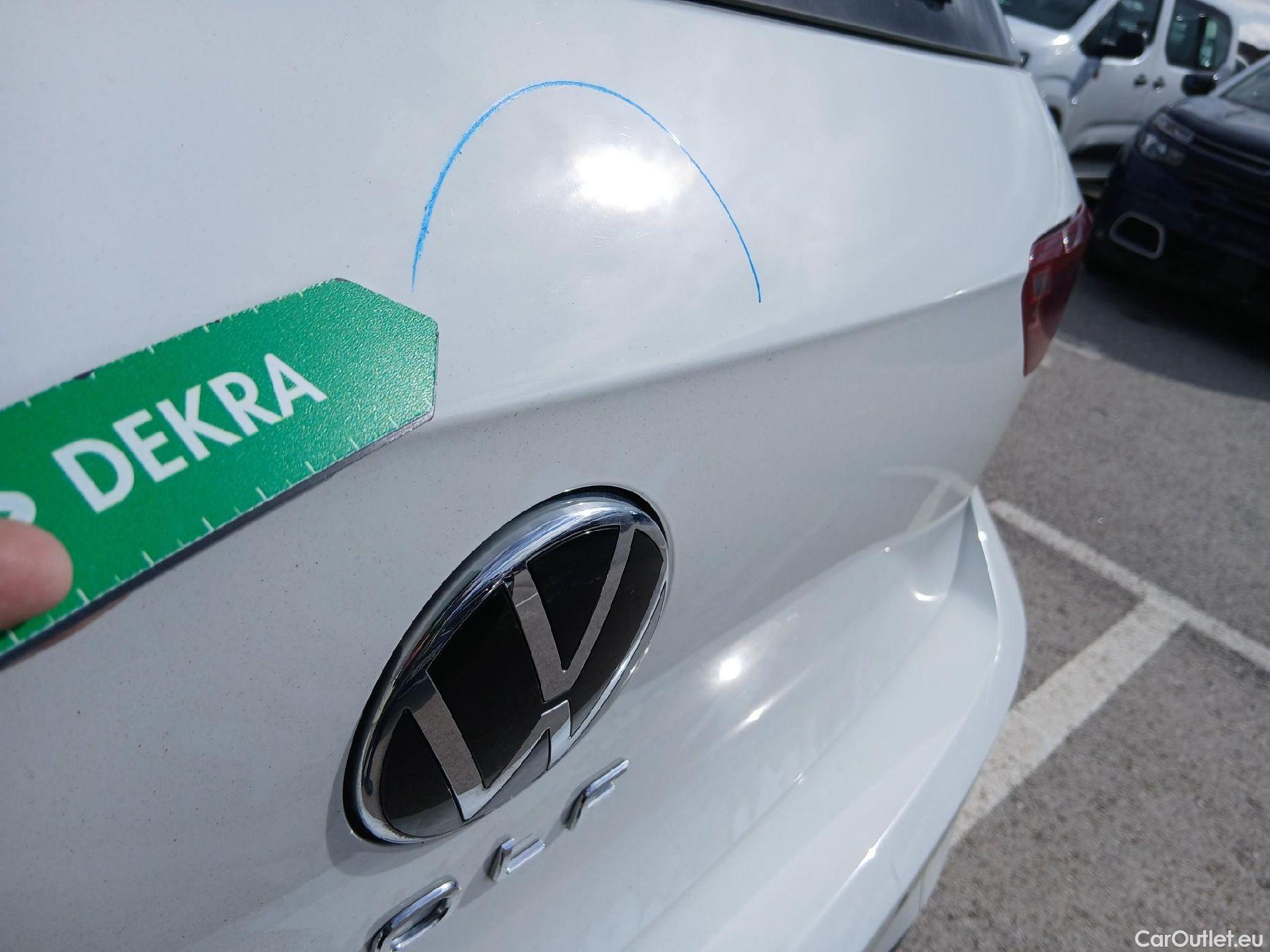  Volkswagen  Golf  VIII Berlina Life 2.0 TDI 115CV MT6 E6d #21