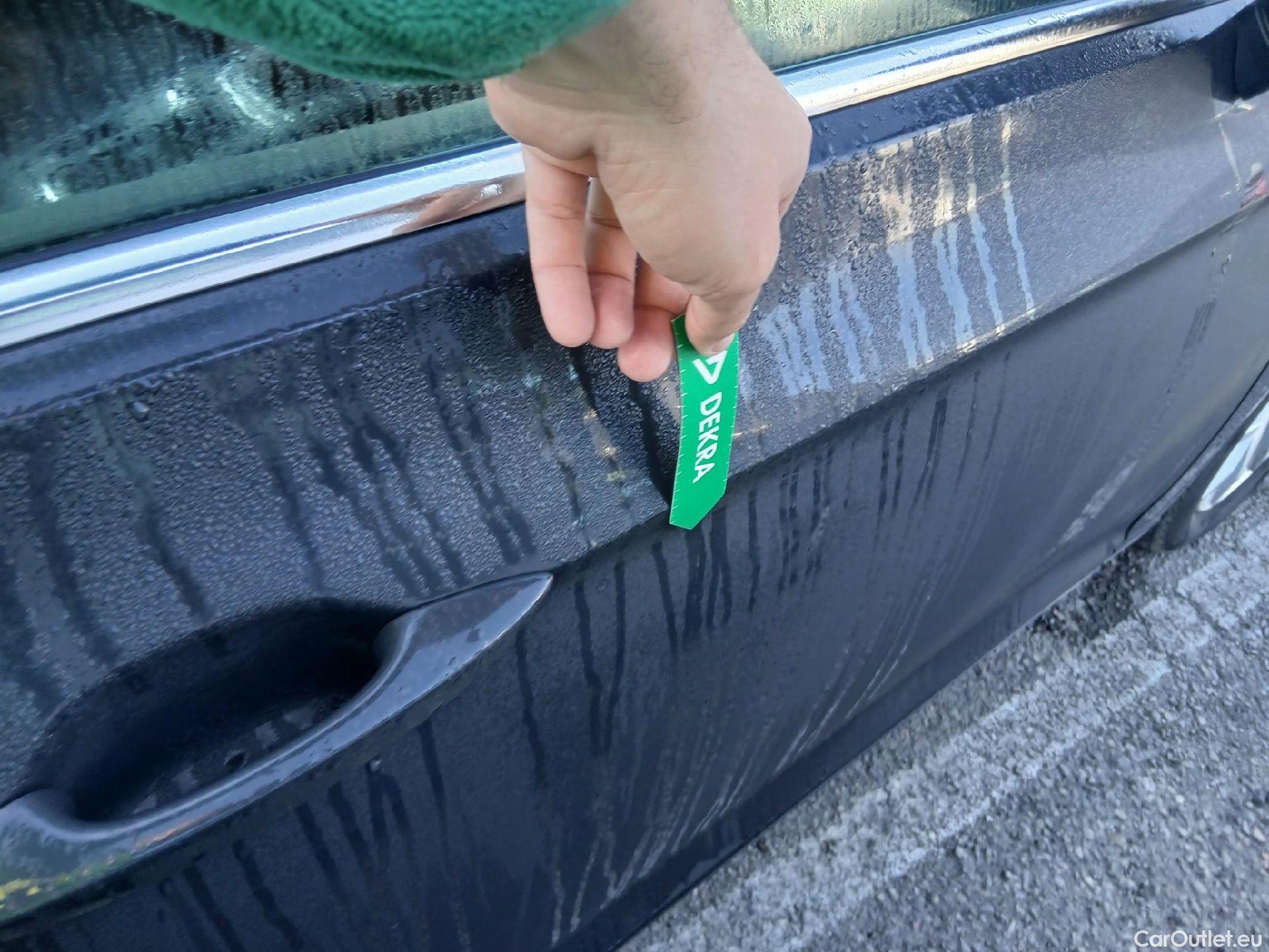  Volkswagen  Passat VOLKSWAGEN  / 2014 / 4P / sedán Advance 2.0 TDI 110kW (150CV) #17