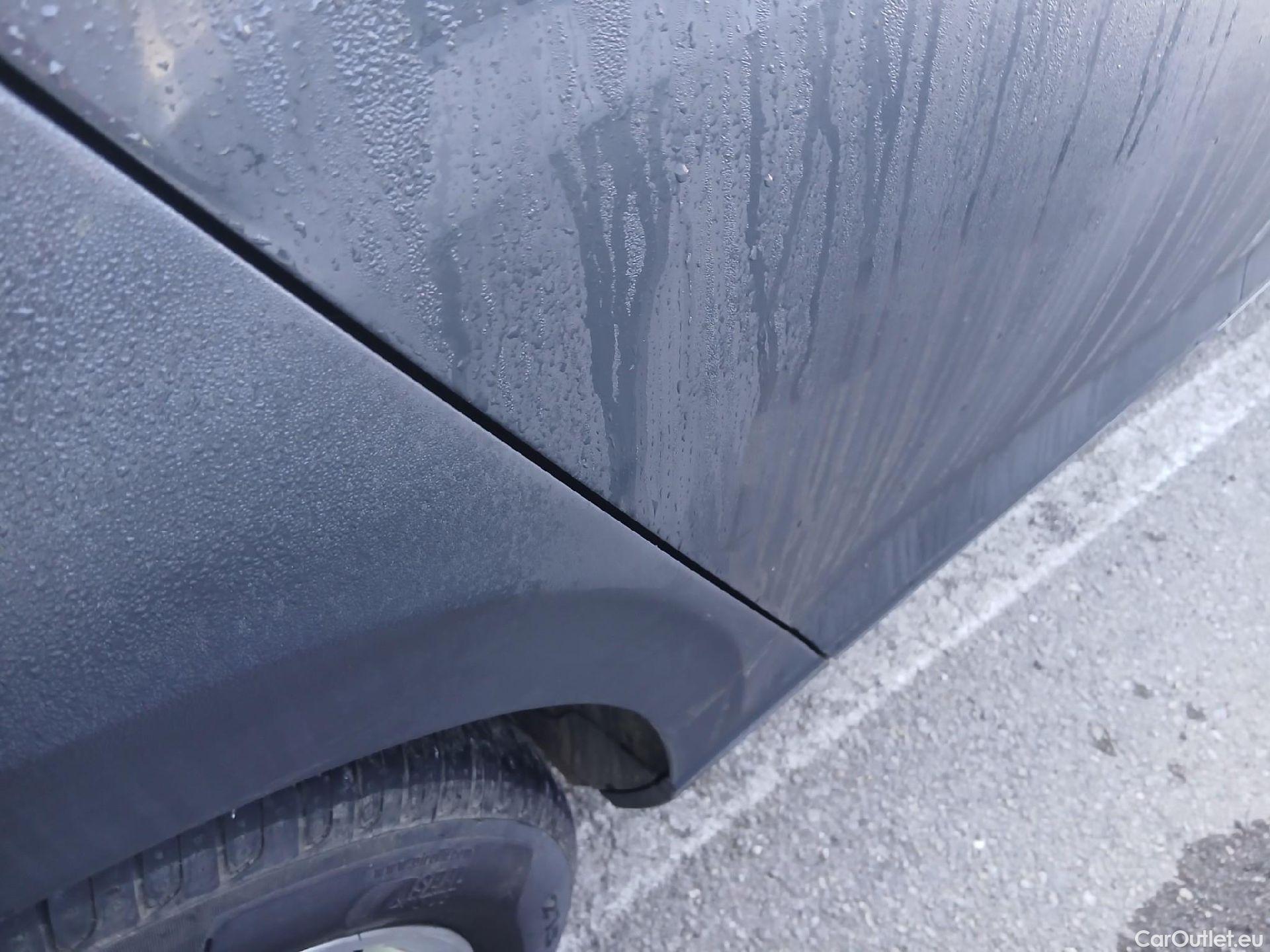  Volkswagen  Passat VOLKSWAGEN  / 2014 / 4P / sedán Advance 2.0 TDI 110kW (150CV) #13