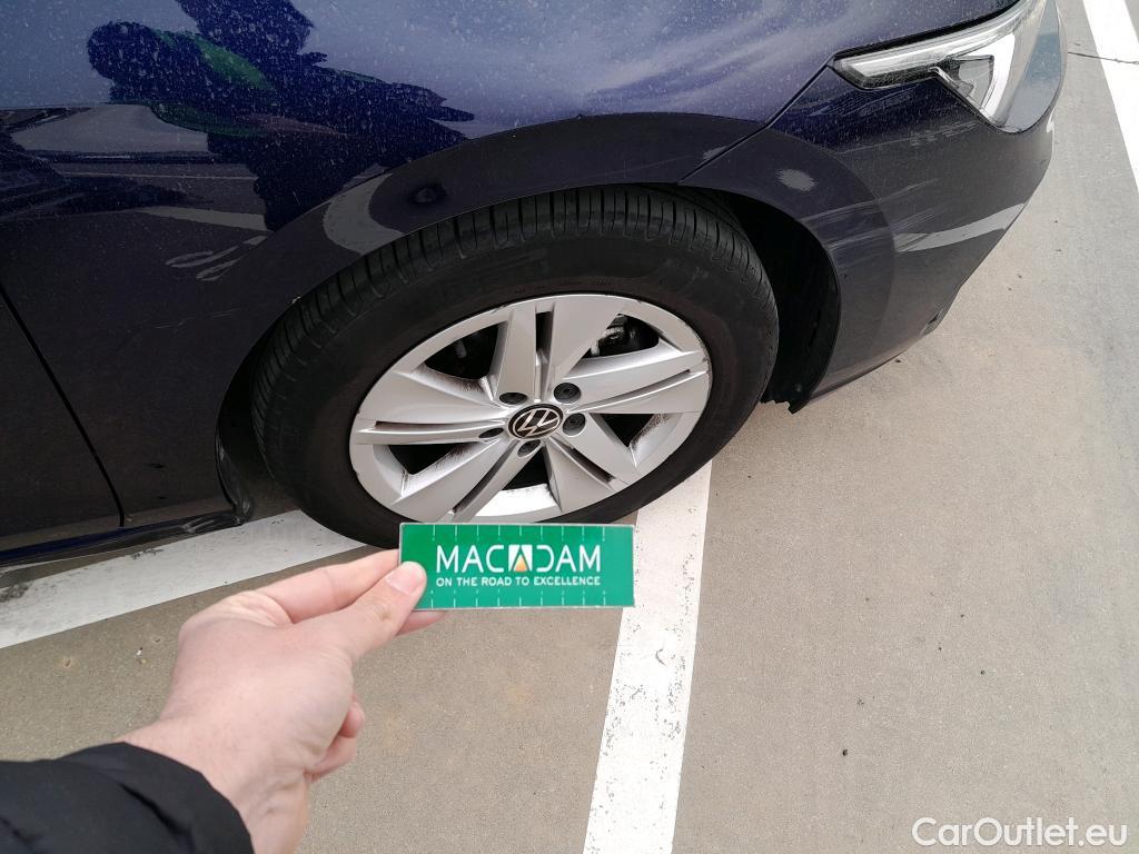  Volkswagen  Golf  VOLKSWAGEN / 2020 / 5P / berlina con portón 2.0 TDI 85kW (115CV) #17