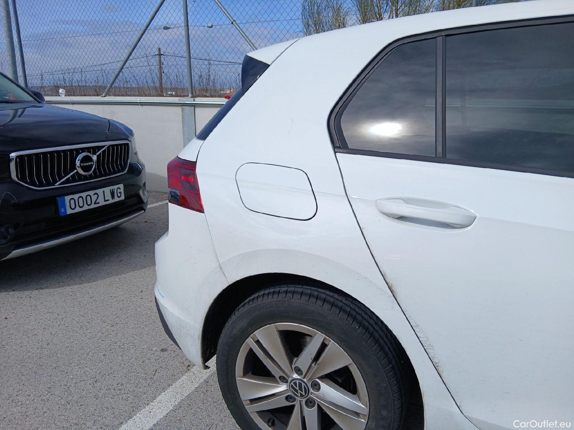  Volkswagen  Golf  VIII Berlina Life 2.0 TDI 115CV MT6 E6d #27