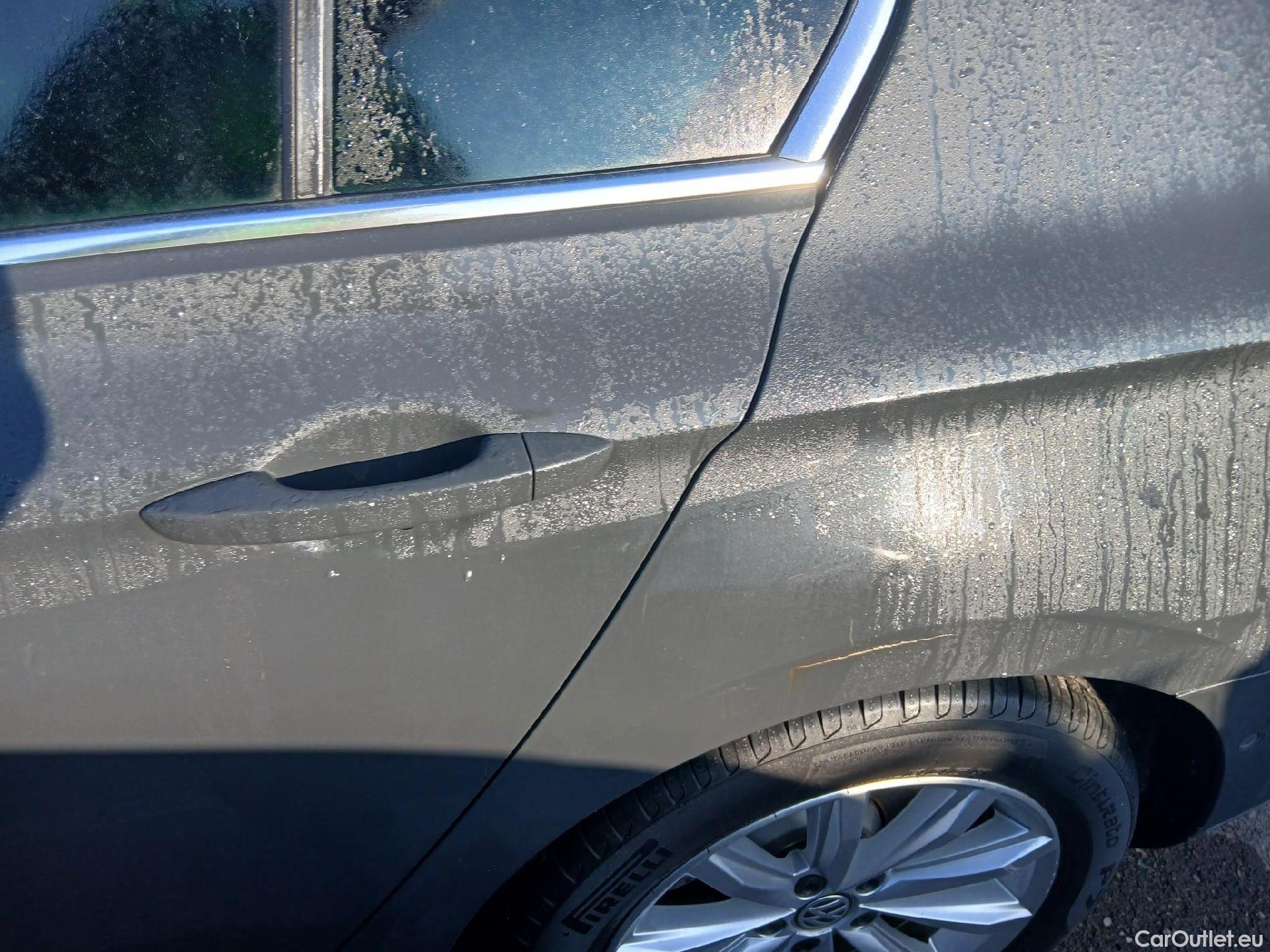  Volkswagen  Passat VOLKSWAGEN  / 2014 / 4P / sedán Advance 2.0 TDI 110kW (150CV) #8