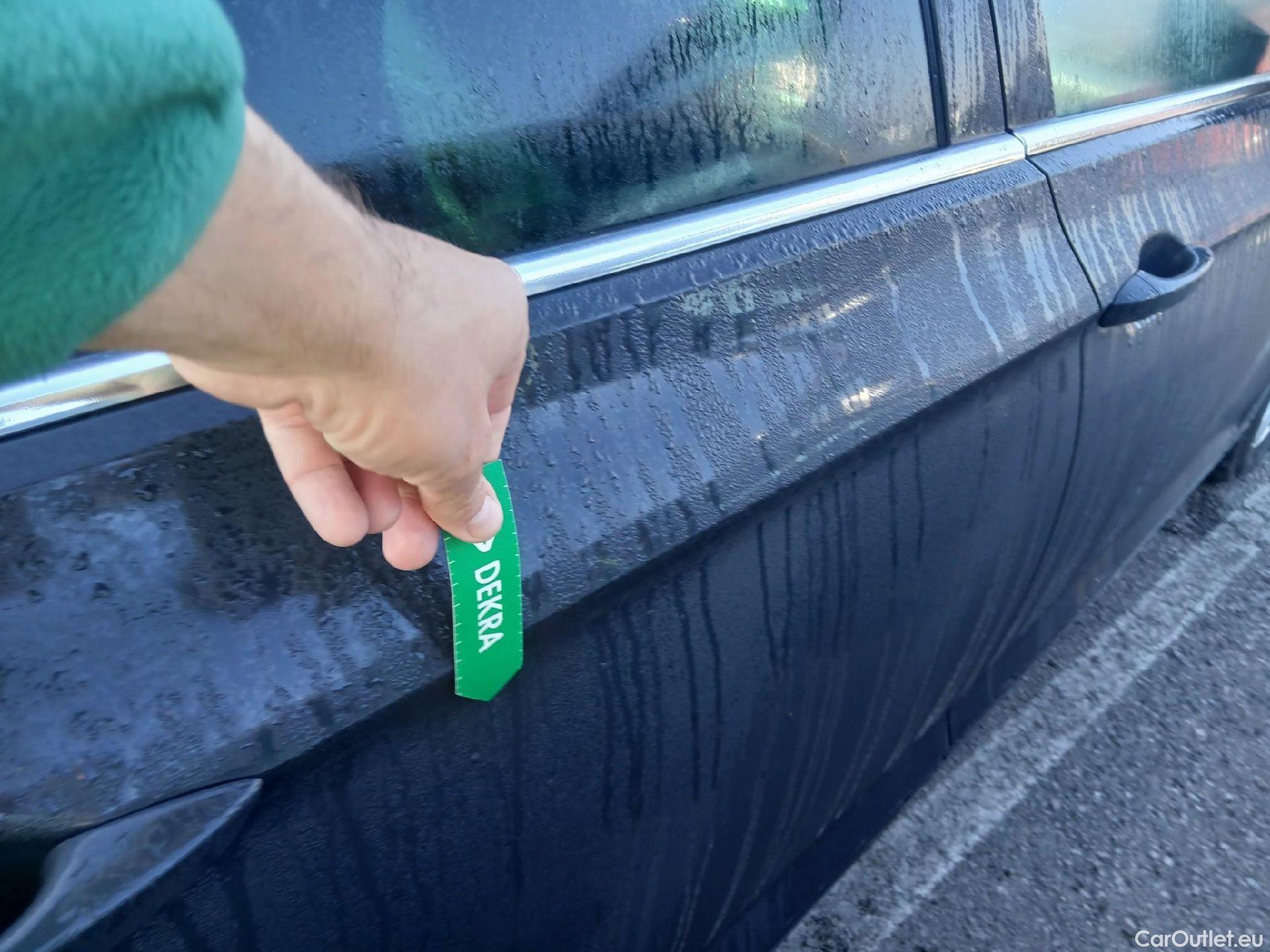  Volkswagen  Passat VOLKSWAGEN  / 2014 / 4P / sedán Advance 2.0 TDI 110kW (150CV) #15