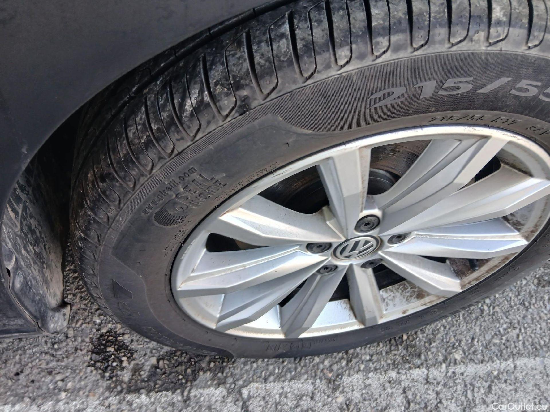  Volkswagen  Passat VOLKSWAGEN  / 2014 / 4P / sedán Advance 2.0 TDI 110kW (150CV) #22