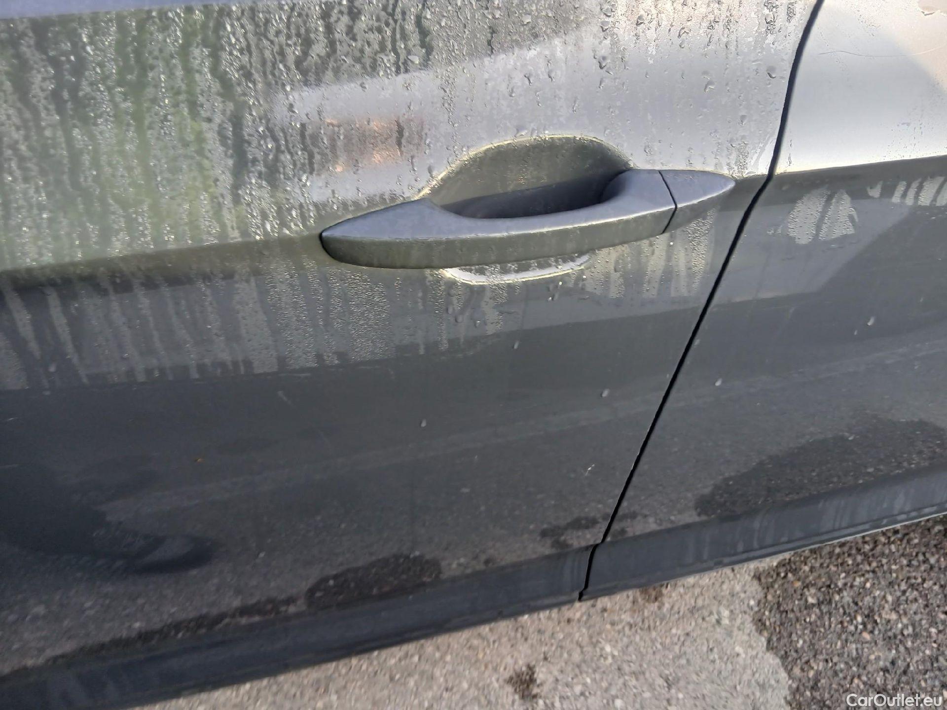  Volkswagen  Passat VOLKSWAGEN  / 2014 / 4P / sedán Advance 2.0 TDI 110kW (150CV) #4