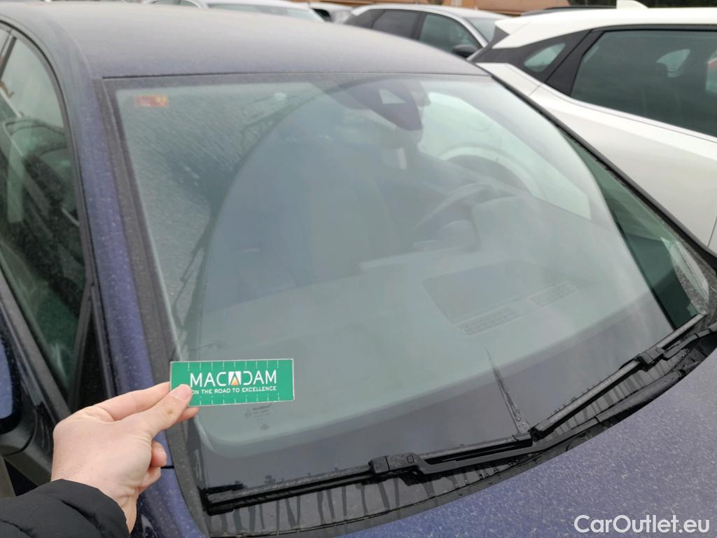  Volkswagen  Golf  VOLKSWAGEN / 2020 / 5P / berlina con portón 2.0 TDI 85kW (115CV) #19