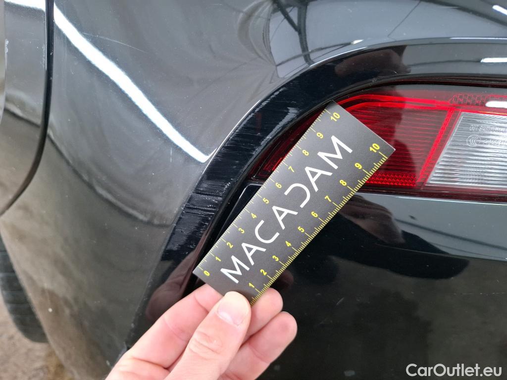  Bmw  I3  BMW / 2017 / 5P / Berline 120 Ah Edition Windmill Suite(SP) #20